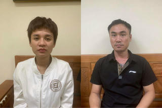 Cặp đôi giấu ma túy và súng trong nhà