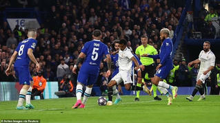 Đánh bại Chelsea, Real Madrid hẹn Man City ở bán kết Champions League