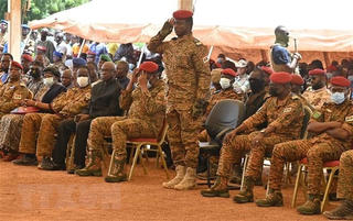 Đại úy Ibrahim Traore làm Tổng thống lâm thời Burkina Faso