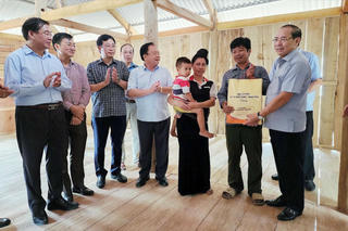 Hơn 200 ngày làm 5.000 nhà đại đoàn kết