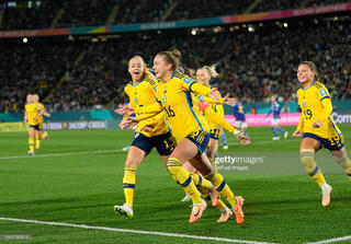 Sau chiến thắng kịch tính, ĐT nữ Thụy Điển vào bán kết World Cup 2023