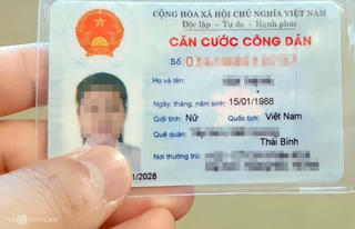 Phải mang theo căn cước công dân khi ra đường?