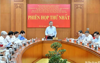 Kết luận của Bộ Chính trị, Ban Bí thư về nghiên cứu, đề xuất tiếp tục sắp xếp tổ chức bộ máy