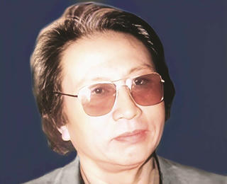 'Cỏ non Thành cổ, một màu xanh non tơ…'