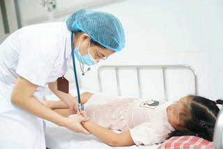 Hà Nội: Số ca sốt xuất huyết tăng đột biến, chuyên gia đưa cảnh báo 