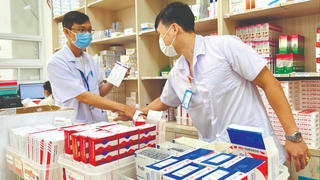 Khan hiếm thuốc chữa bệnh: Khi nào chấm dứt?