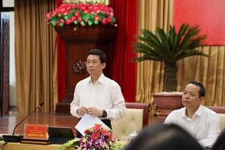 Đường Lê Văn Lương là điển hình của việc quy hoạch bất cập