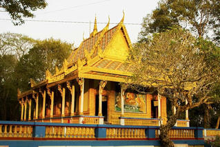 Ghé thăm chùa Dơi