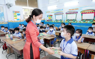 Bảo vệ giáo viên khỏi bạo lực học đường