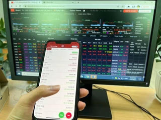 Chứng khoán chiều lòng nhà đầu tư?