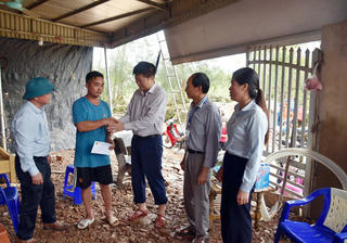 Phát triển kinh tế, vươn lên làm giàu