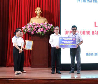 Các cơ quan báo chí TPHCM hỗ trợ đồng bào miền Bắc hàng chục tỉ đồng