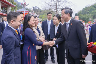 Đoàn đại biểu cấp cao Mặt trận Tổ quốc Việt Nam bắt đầu chuyến thăm và làm việc tại Trung Quốc