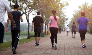 Giảm cân an toàn sau Tết