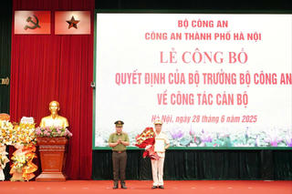 Đại tá Lê Văn Tuân giữ chức vụ Phó Giám đốc Công an TP Hà Nội