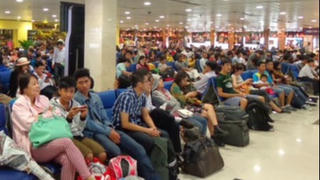 Kéo giảm hủy, chậm chuyến bay