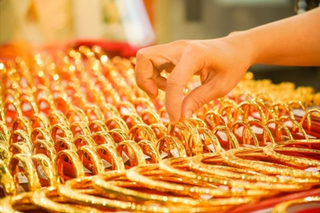 Giá vàng SJC đứng im ở mốc 123,9 triệu đồng/lượng