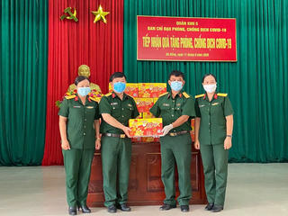 72.000 sản phẩm Trà Thanh Nhiệt Dr Thanh tiếp tục tiếp sức đồng bào, chiến sĩ 