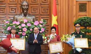 Xạ thủ Hoàng Xuân Vinh: Xin nhường danh hiệu Anh hùng cho tập thể
