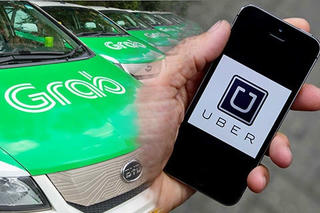 Hà Nội: Yêu cầu báo cáo số lượng và danh sách lái xe Uber, Grab