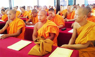 Trà Vinh: Nâng cao kiến thức pháp luật cho sư sãi và đồng bào Khmer