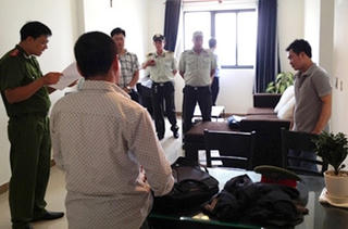 Xử nhóm hacker chiếm đoạt hơn 61 tỷ đồng