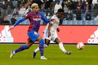 Real Madrid đánh bại Barcelona, thẳng tiến vào chung kết Siêu cúp Tây Ban Nha