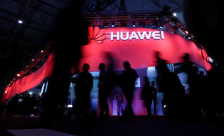 Google cắt cung ứng sản phẩm, dịch vụ cho Huawei