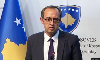Thủ tướng Kosovo Avdullah Hoti xác nhận mắc Covid-19