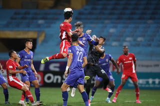 Thắng B.Bình Dương, Viettel giữ ngôi đầu V.League 2020