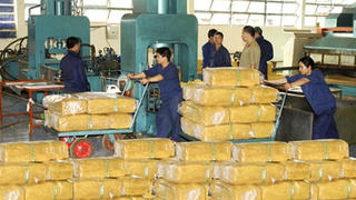 Giá cao su xuất khẩu giảm
