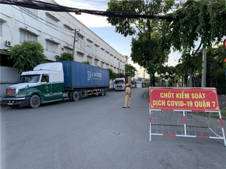 Hai quận, huyện đầu tiên của TP HCM được đề nghị thí điểm 'bình thường mới'