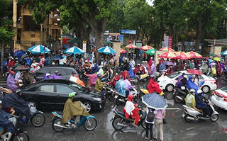 Hà Nội lại muốn đổi giờ học, giờ làm