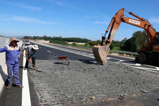 Cao tốc Đà Nẵng - Quảng Ngãi: Thêm 2.691,06m2 hư hỏng 