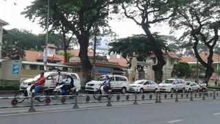 Hành khách đang bị móc túi