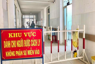 Người phụ nữ tiếp xúc chuyên gia Trung Quốc mắc Covid-19 âm tính lần 1