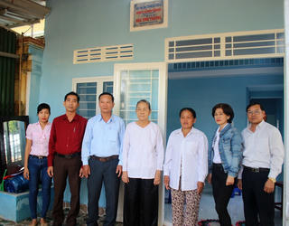 Quảng Nam: Bàn giao 5 ngôi nhà đại đoàn kết
