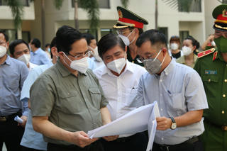 Thủ tướng Phạm Minh Chính: Không để bị lây nhiễm chéo trong khu điều trị