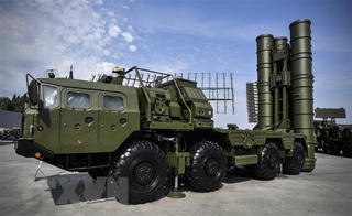 Thổ Nhĩ Kỳ lần đầu thử nghiệm hệ thống tên lửa phòng không S-400