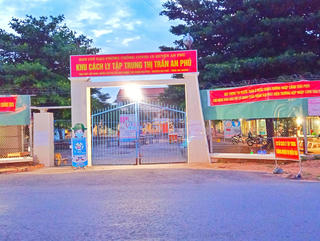An Giang tiếp nhận và phục vụ chu đáo cho hơn 35.000 người tự phát về quê