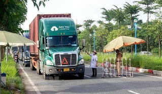 Bộ trưởng Bộ GTVT: Hỗ trợ lái xe vận tải hàng hóa