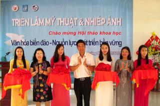 Quảng Bình: Triển lãm Mỹ thuật và Nhiếp ảnh về biển đảo