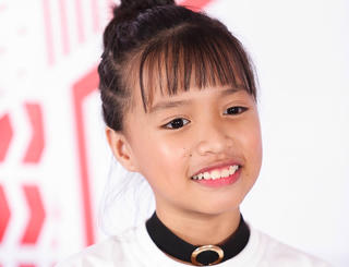 'Cô bé hát lô tô' Khả Vy bươn chải kiếm tiền từ nhỏ, trải lòng về niềm đam mê âm nhạc