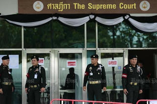 Thái Lan bắt đại tá cảnh sát nghi giúp bà Yingluck bỏ trốn