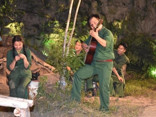 'A lô! Lèn Hà' tái hiện khúc tráng ca của người lính thông tin