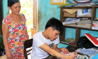 Cậu trò nghèo bị di chứng da cam đỗ đại học