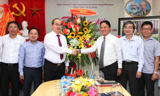 Thêm nhiều sáng kiến đóng góp vào sự phát triển của Mặt trận