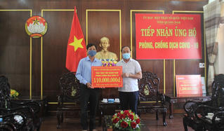 Mặt trận Quảng Nam tiếp nhận ủng hộ phòng, chống dịch Covid-19