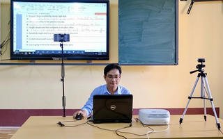 Học trực tuyến: Không kiểm tra, đánh giá học sinh lớp 1 và 2