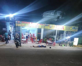 Bình Dương: Truy bắt 2 đối tượng đâm người đàn ông tử vong trong quán nhậu